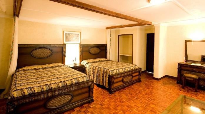 Serengeti National Park | Masai Mara Game Reserve | Safari Tour Guide